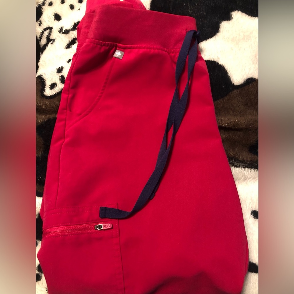 Figs Ultra Rose joggers